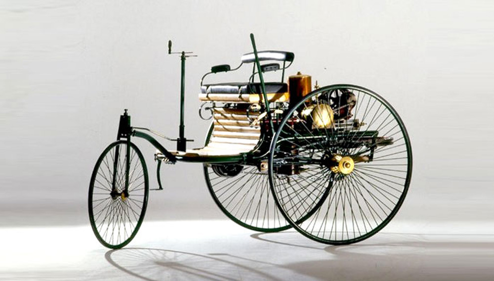 Los autos no usaban volante